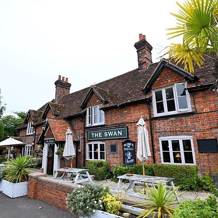 Swan, Thatcham By Marston'S Inns Exteriér fotografie