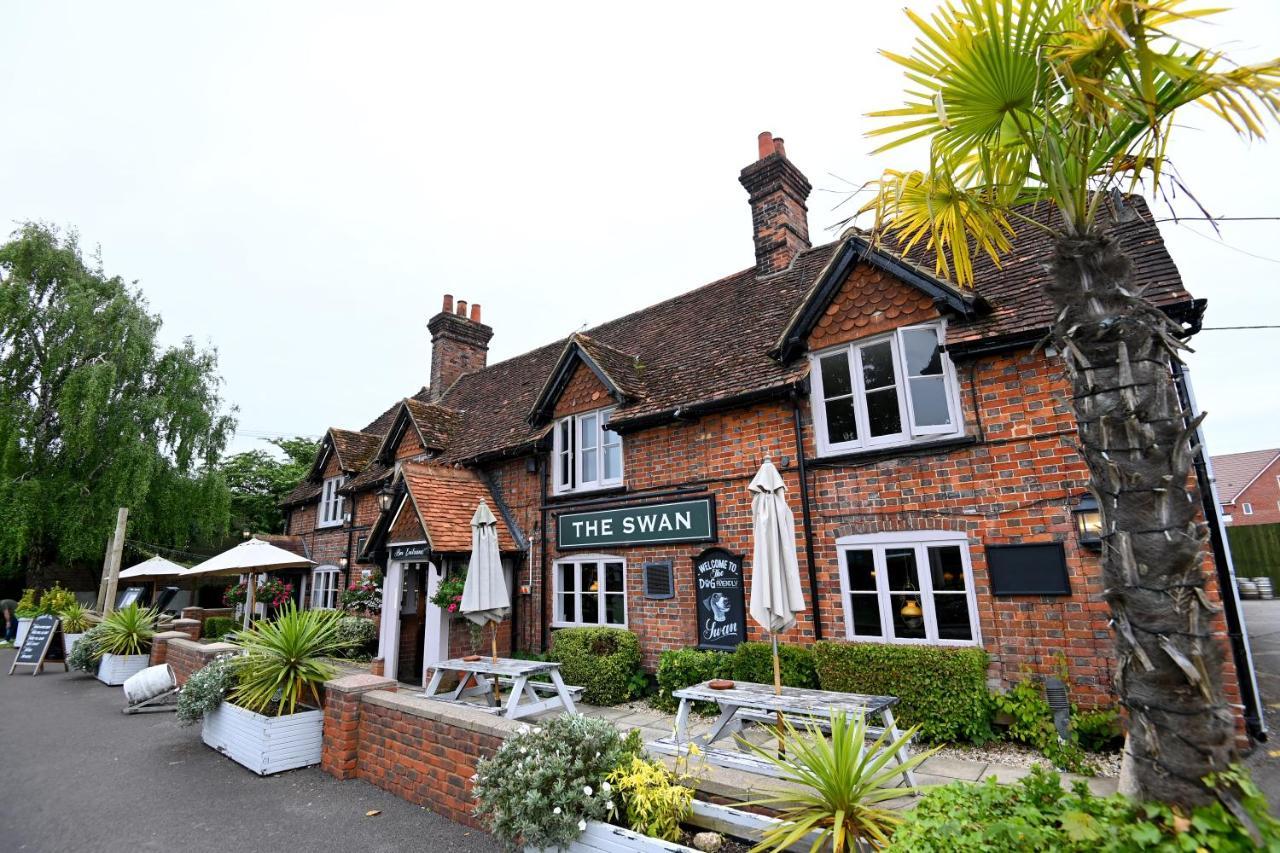 Swan, Thatcham By Marston'S Inns Exteriér fotografie