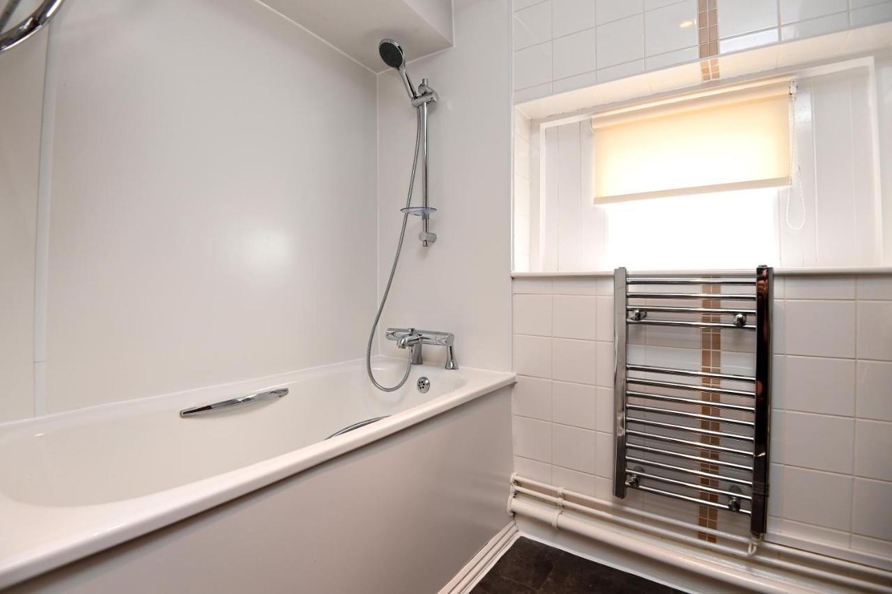 Swan, Thatcham By Marston'S Inns Exteriér fotografie