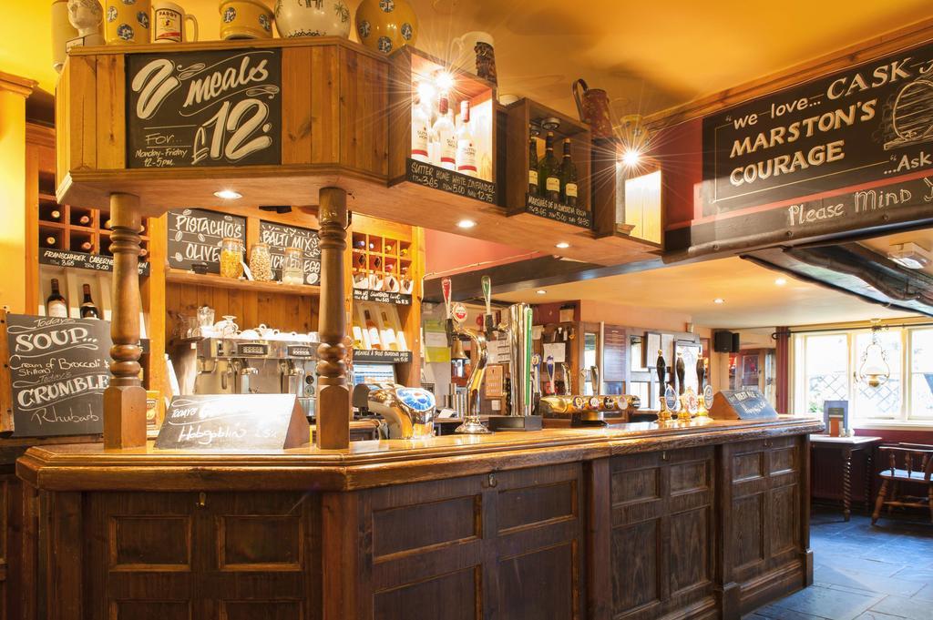 Swan, Thatcham By Marston'S Inns Exteriér fotografie
